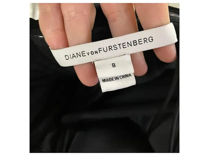 Diane Von Furstenberg Vestido sin tirantes con detalles de encaje en triacetato negro 