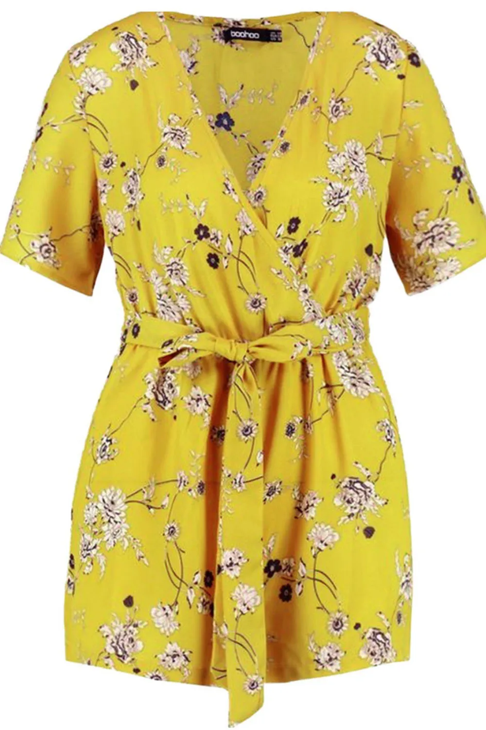 Mono corto amarillo con flores