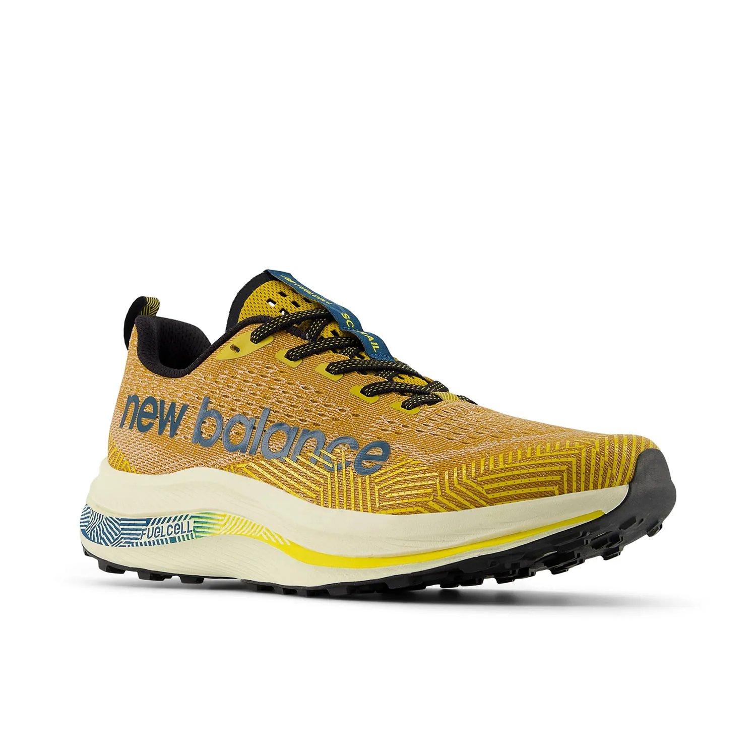 New Balance FuelCell Supercomp Trail