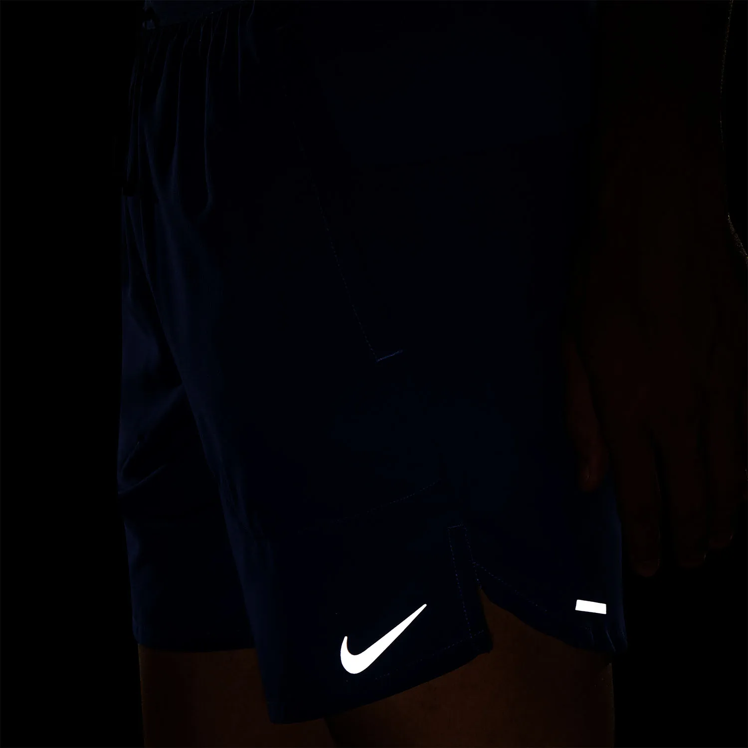 NIKE DRIFIT STRIDE 7IN SHORTS