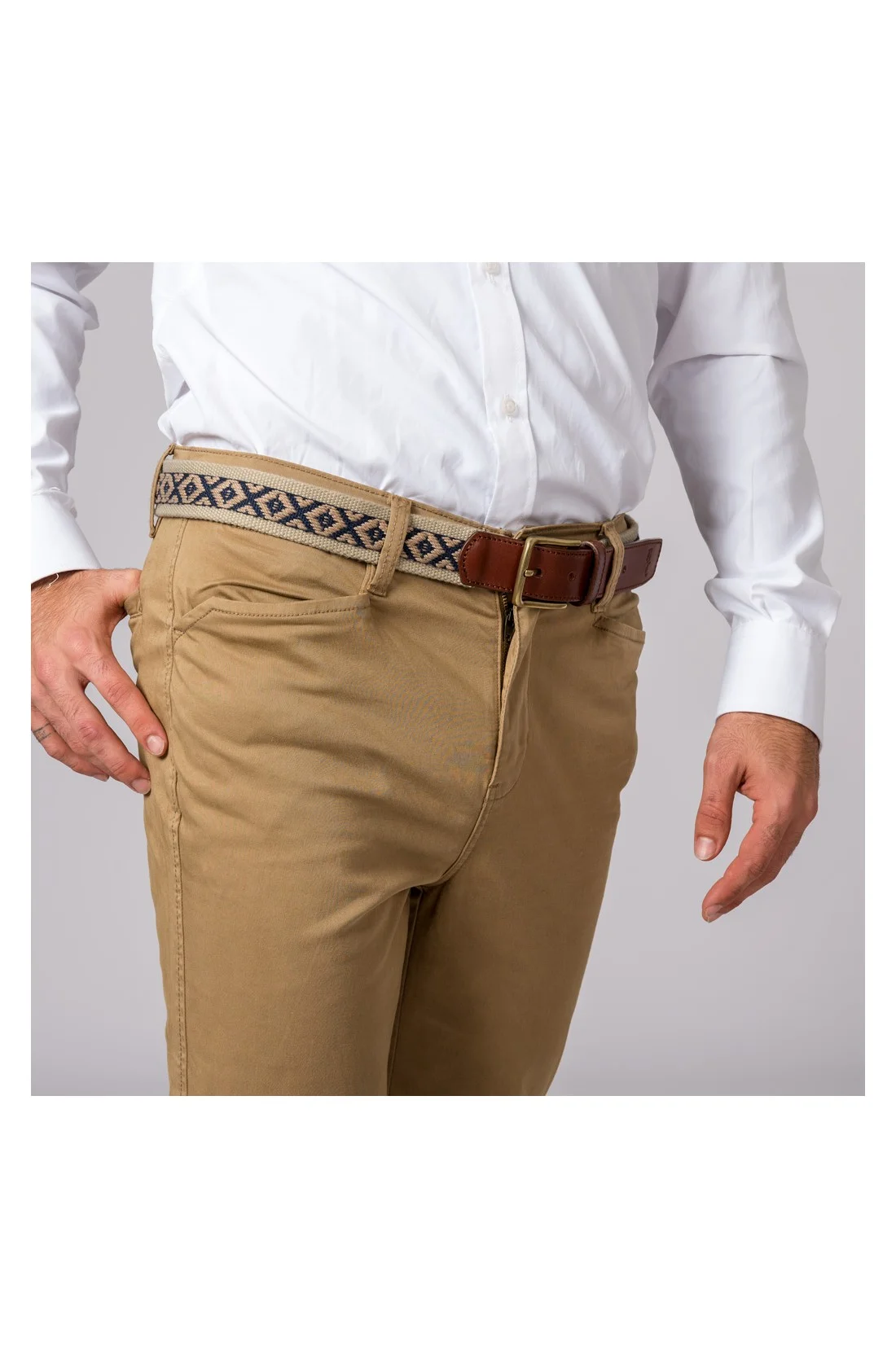 PANTALON MONTERO CON BOTONES CAMEL