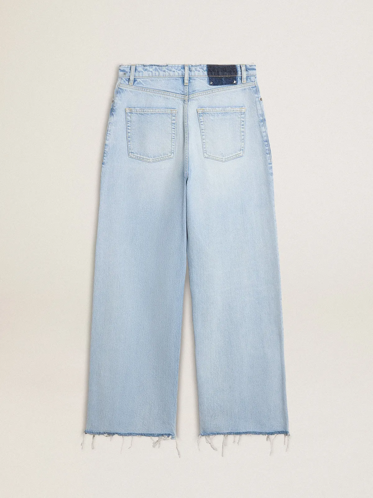 Pantalón de denim para mujer con efecto desgastado