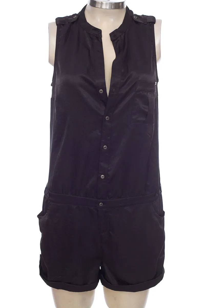 Vestido / Enterizo color Negro - American Eagle